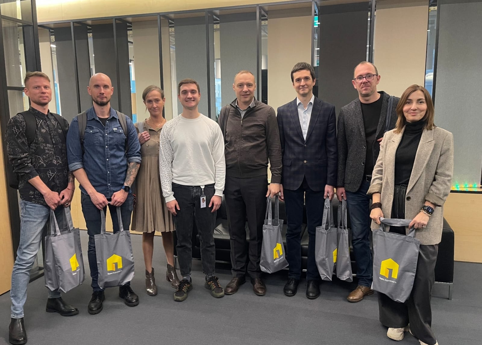 16 ноября 2023 года Ассоциация «КОКОН» и Яндекс Недвижимость провели круглый стол